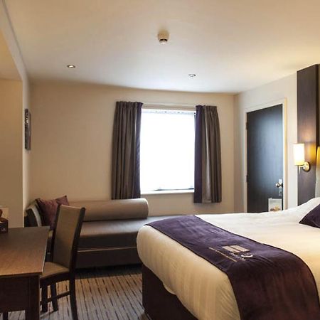 Premier Inn Dundee North Exterior photo
