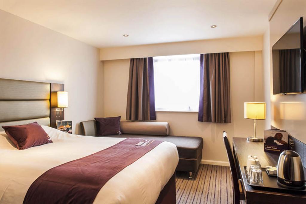 Premier Inn Dundee North Exterior photo